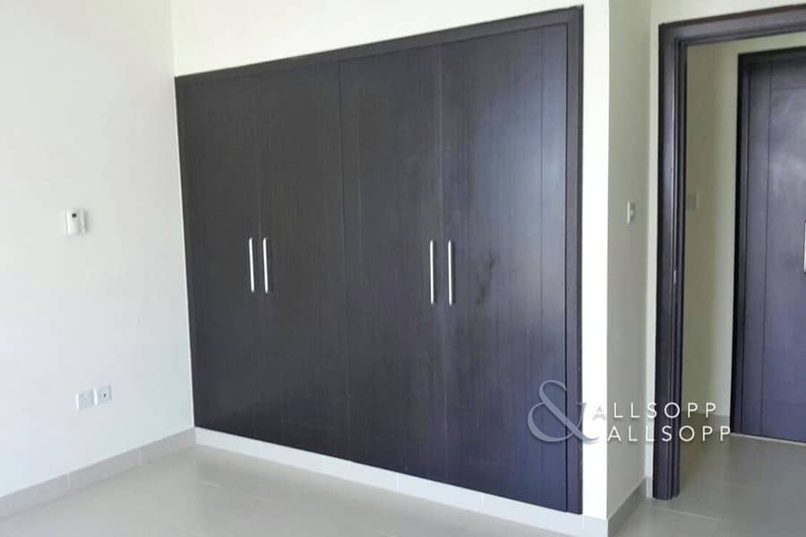 6 One Bedroom | Balcony | Chiller Included
