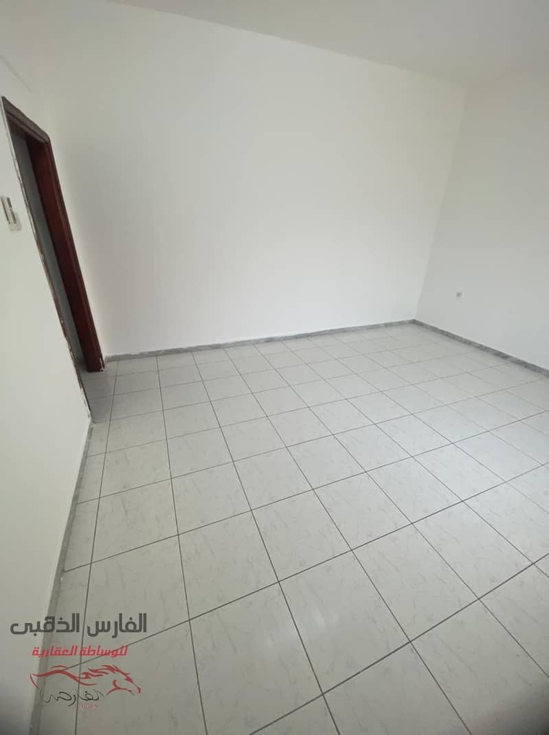 3 studio monthly in Al Karama area opposite to Khalidiya Police Station and Parkin available