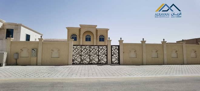 فیلا 5 غرف نوم للايجار في الحميدية، عجمان - فيلا نظيفة جدا للايجار بالحميدية خلف المرور مساحة ١٥٠٠٠ قدم فیلا 5 غرف نوم للايجار في الحميدية، عجمان - فيلا نظيفة جدا للايجار بالحميدية خلف المرور مساحة ١٥٠٠٠ قدم