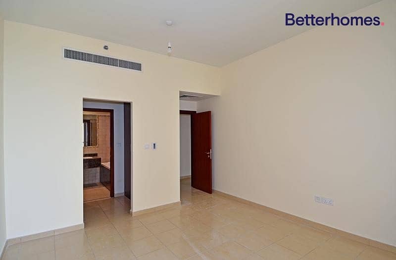 8 Sea and Beach View 2 Bed with Balcony in Rimal