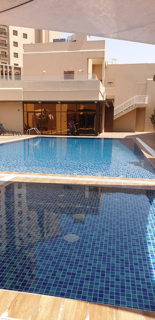 1 Bedroom Hall with pool and gym at Musaffah Garden