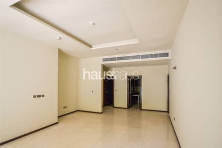 Spacious One-Bed Apartment | Large Outdoor Space |