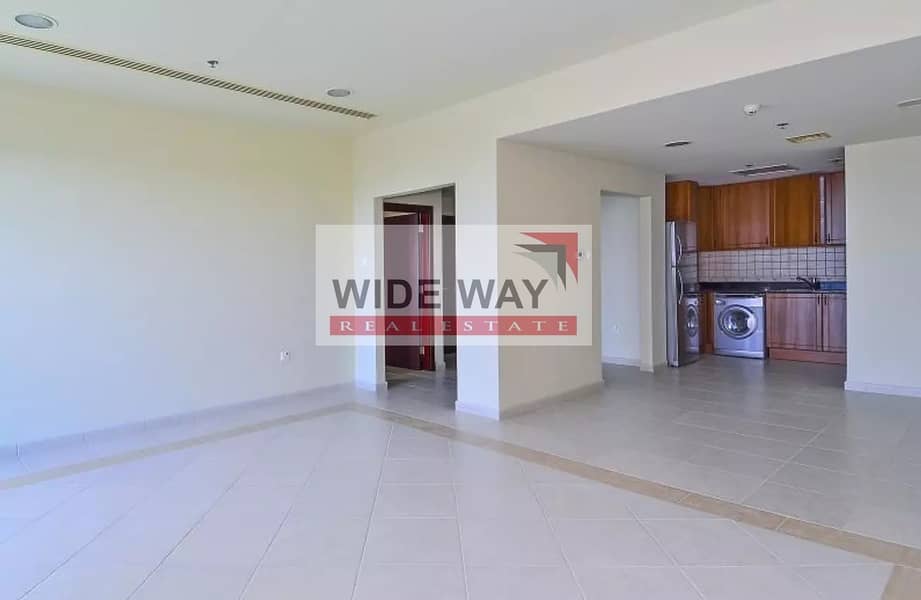 3 Full Sea View// High Floor 1BR/ Well Maintained Apt