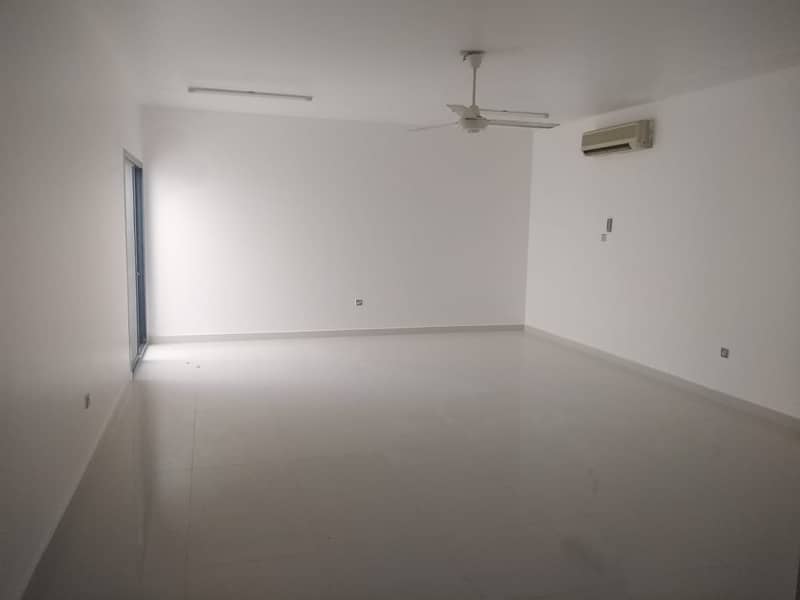 Квартира в Центральный Район，Аль Нядат, 3 cпальни, 42000 AED - 5222003