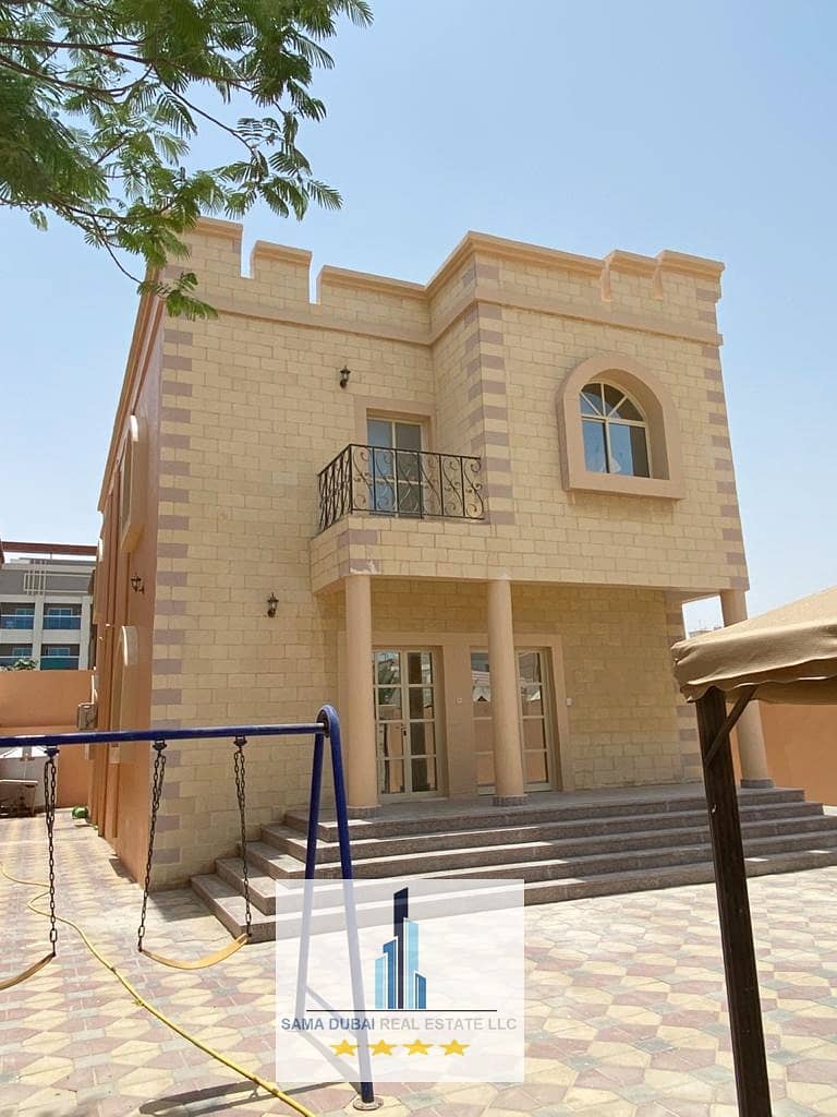 Nice and clean villa with AC for rent close to main road