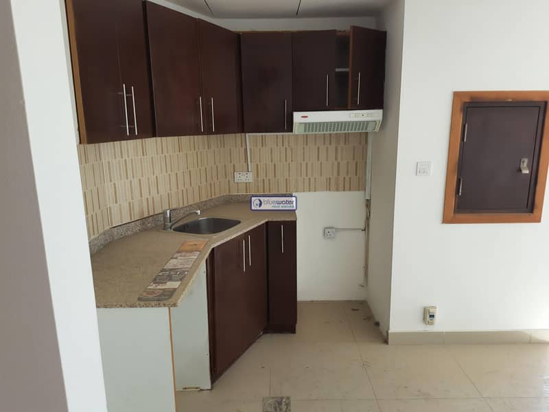10 1BHK FOR RENT- LAKESIDE TOWER IMPZ