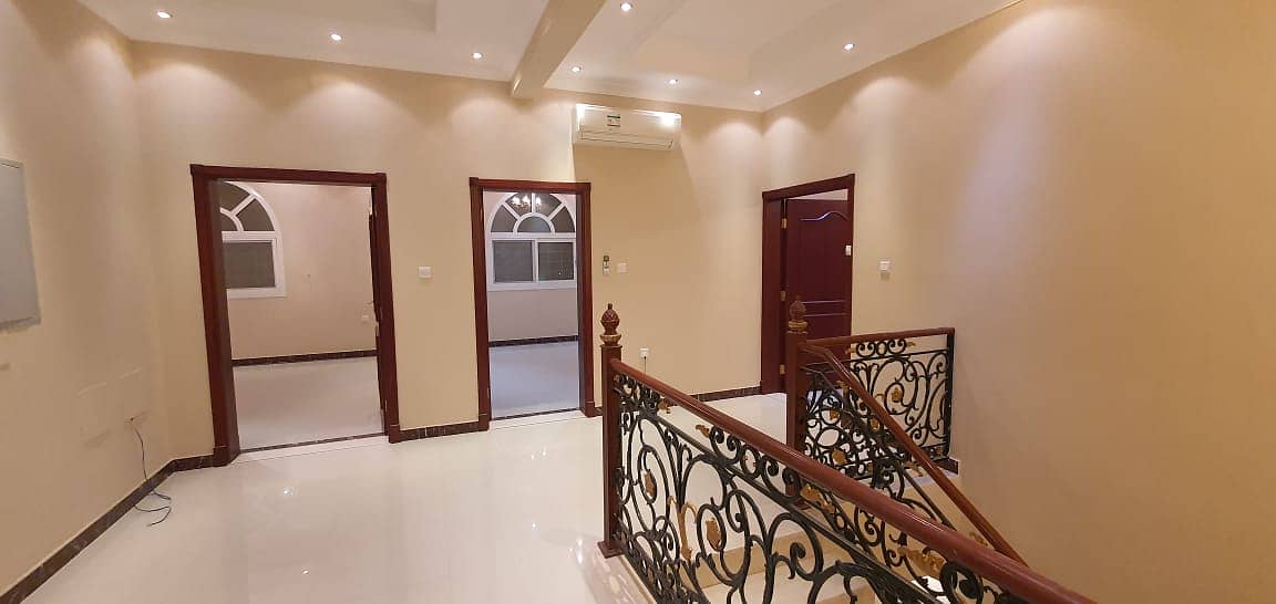 An elegant villa for sale in Al Suyoh