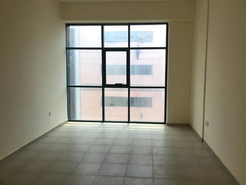 Studio apartment for rent only 18,000 AED ( 2 month free ) direct landlord