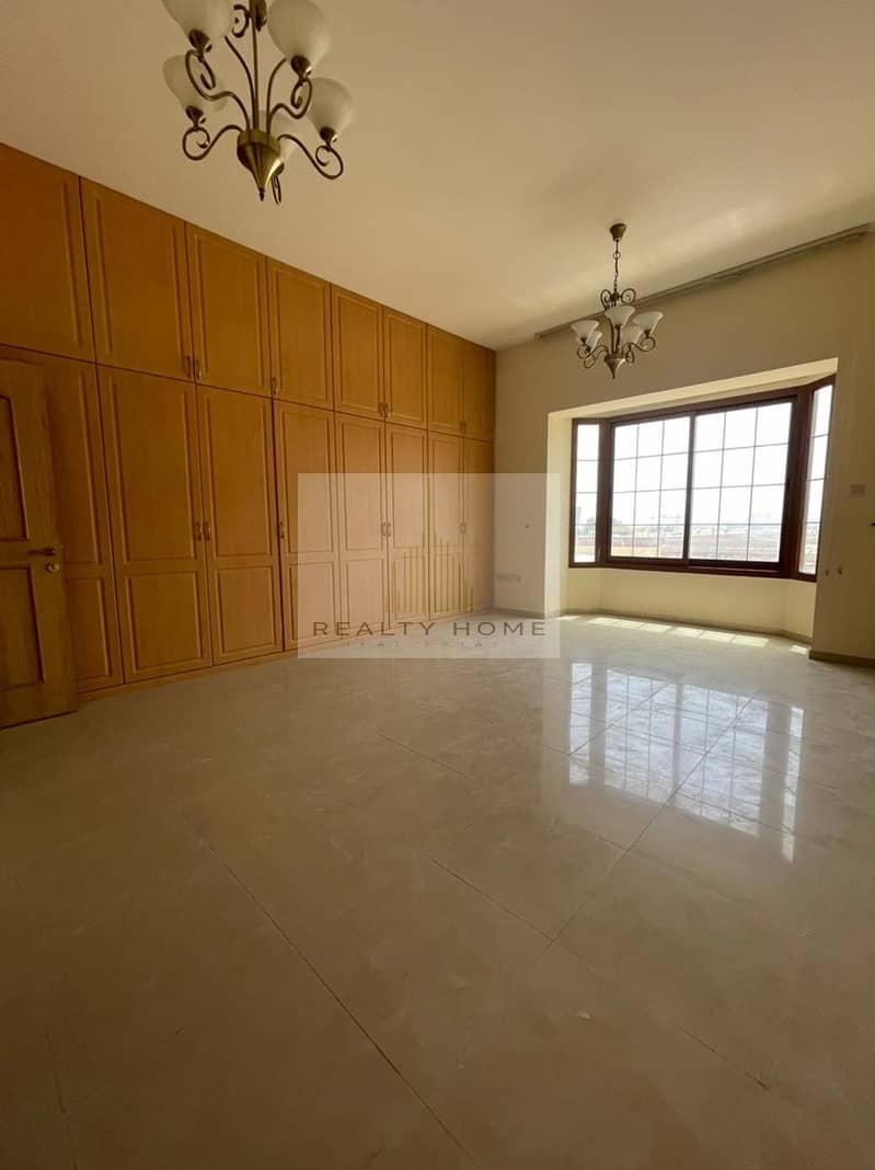 35 Grab the  deal Amazing quality  4bhk villa  in Uptown  Mirdiff