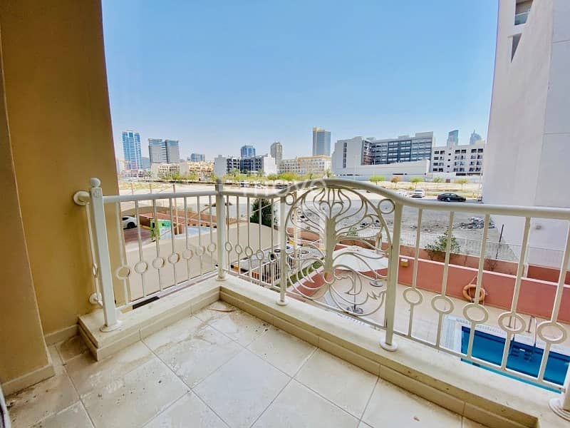 9 Vacant 1 Bed w Balcony + Pool view in Gardenia 2