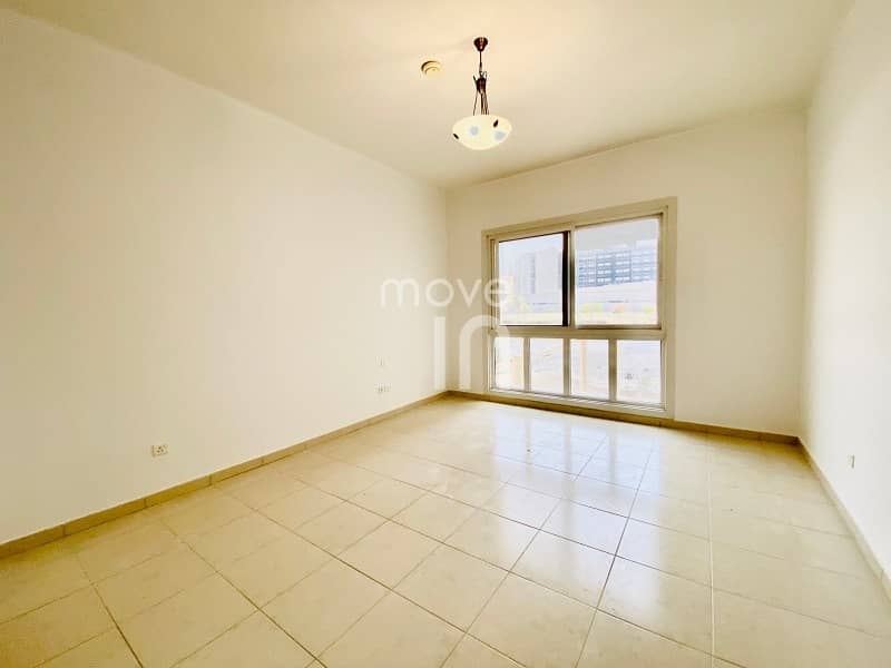 12 Vacant 1 Bed w Balcony + Pool view in Gardenia 2