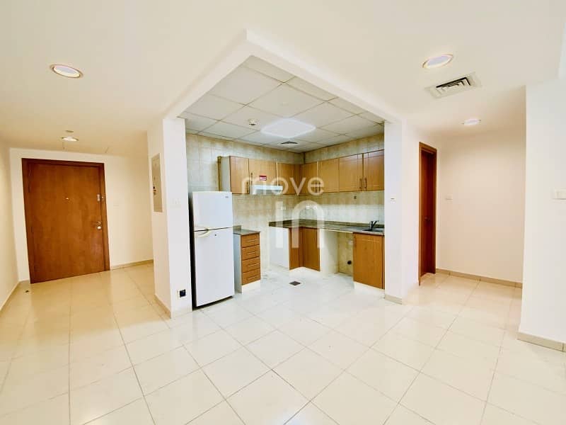 3 Spacious 1 Bed with Pool view in Gardenia 2