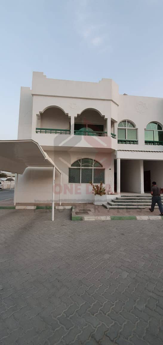 Spacious 4bhk compound villa in Habbuy Al Ain