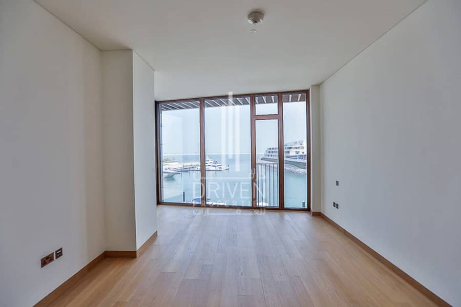 13 Huge 3 Bed plus Maids room | Lovely View
