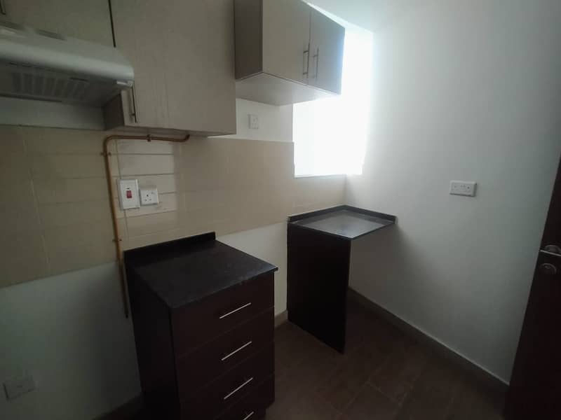 4 1BHK WITH 2 BATHROOM BRANDNEW 24K