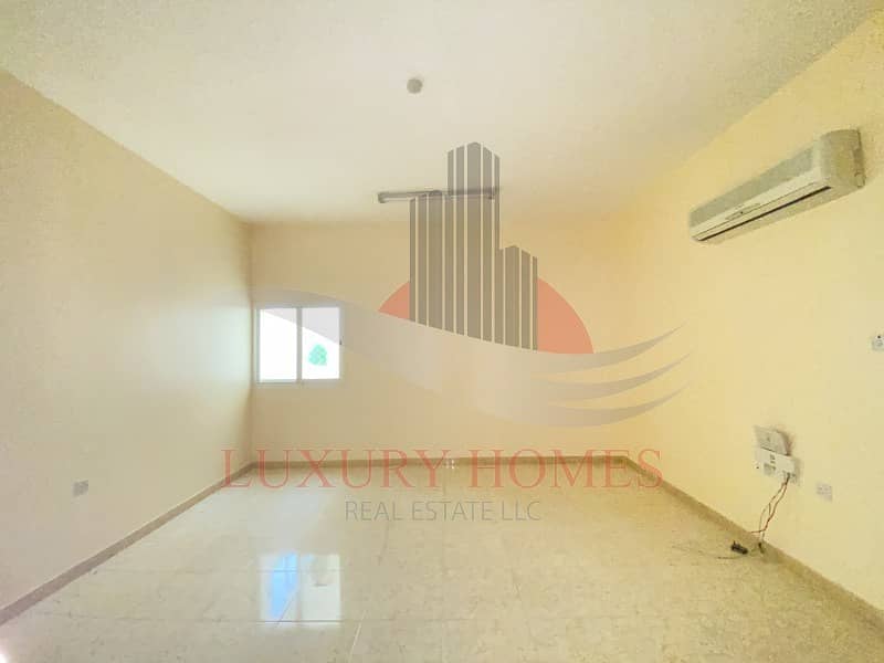 11 14 Months Contract Spacious and Bright Balcony