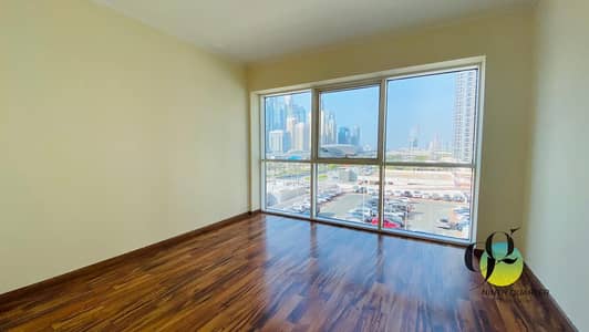 Great Views, 2bed + Balcony + 1.5 baths