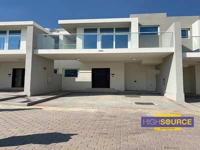 Urgent for Sale | Only AED 770k | Vacant & Ready to Move
