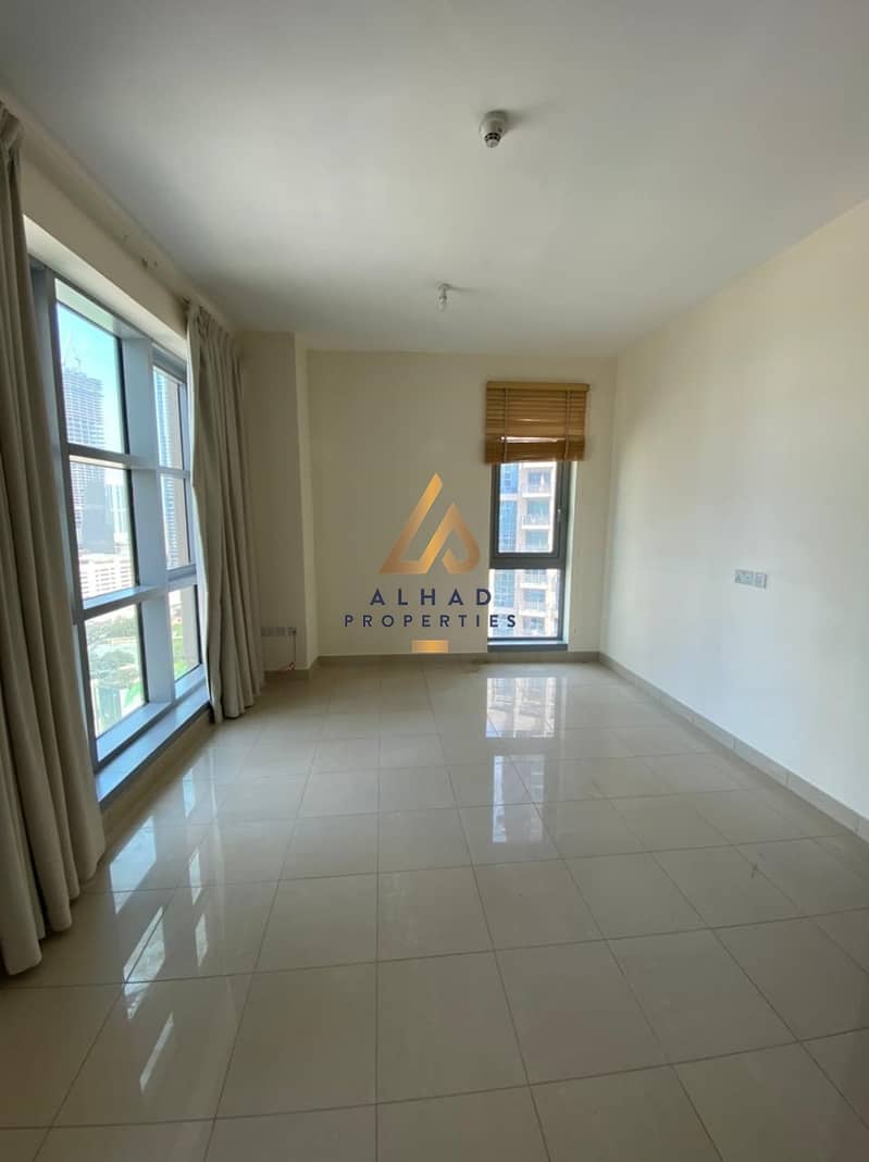 Middle floor 1 Bedroom in Downtown Dubai | Perfect Condition | Nice view