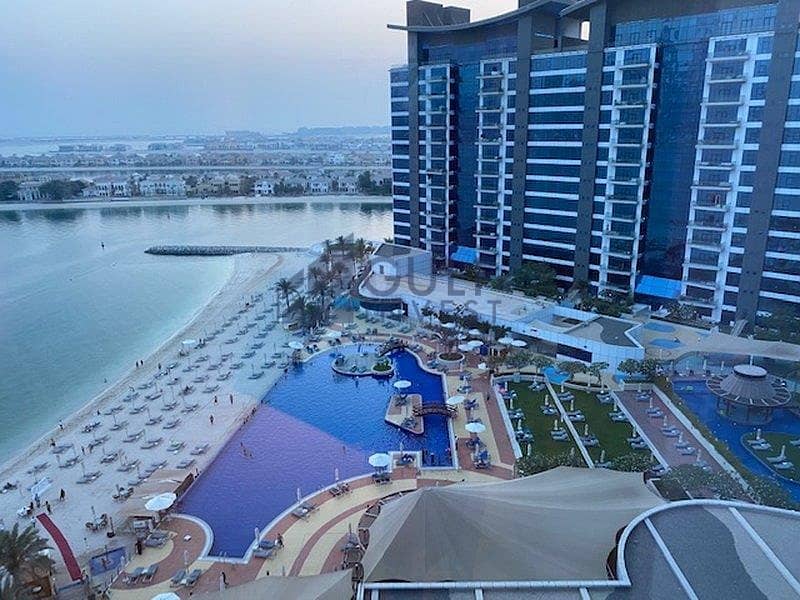 10 Fully Furnished / High Floor / Sea view