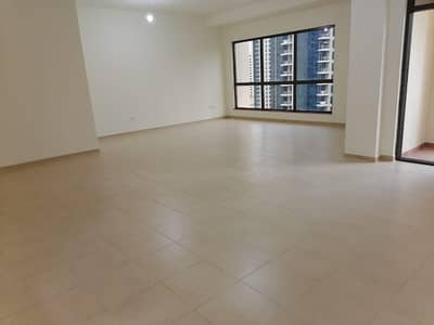 JBR, 3 b/r with maid room , 2 months free , no commission , 4 cheques , balcony
