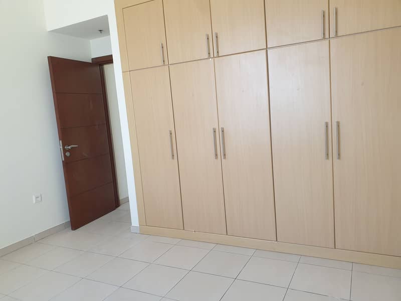 8 1 bed l Open View l Midd Floor l Oakwook Residence