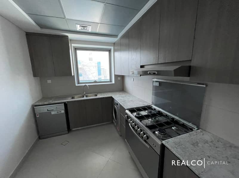 8 Brand New | Spacious | Chiller Free |