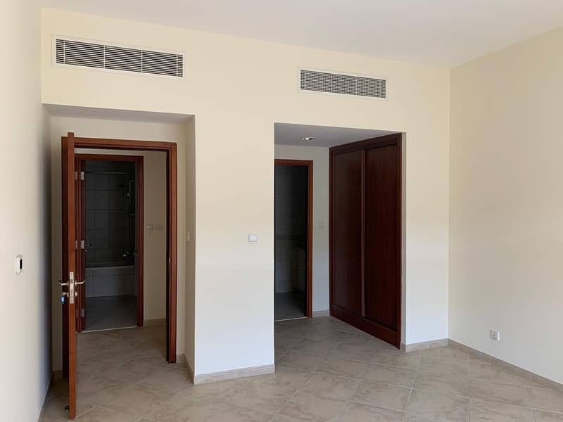 13 IMMACULATE | 2BHK | COMMUNITY VIEW!