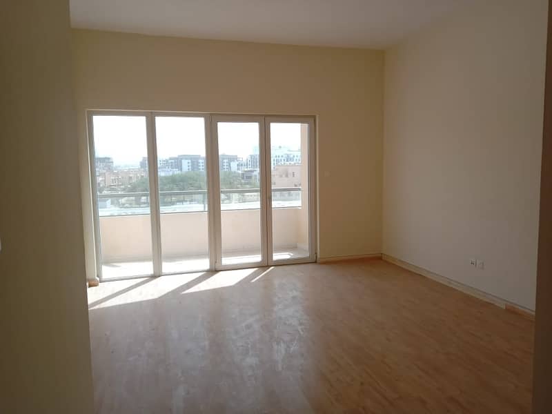 Spacious Affordable 1 Bedroom With Balcony
