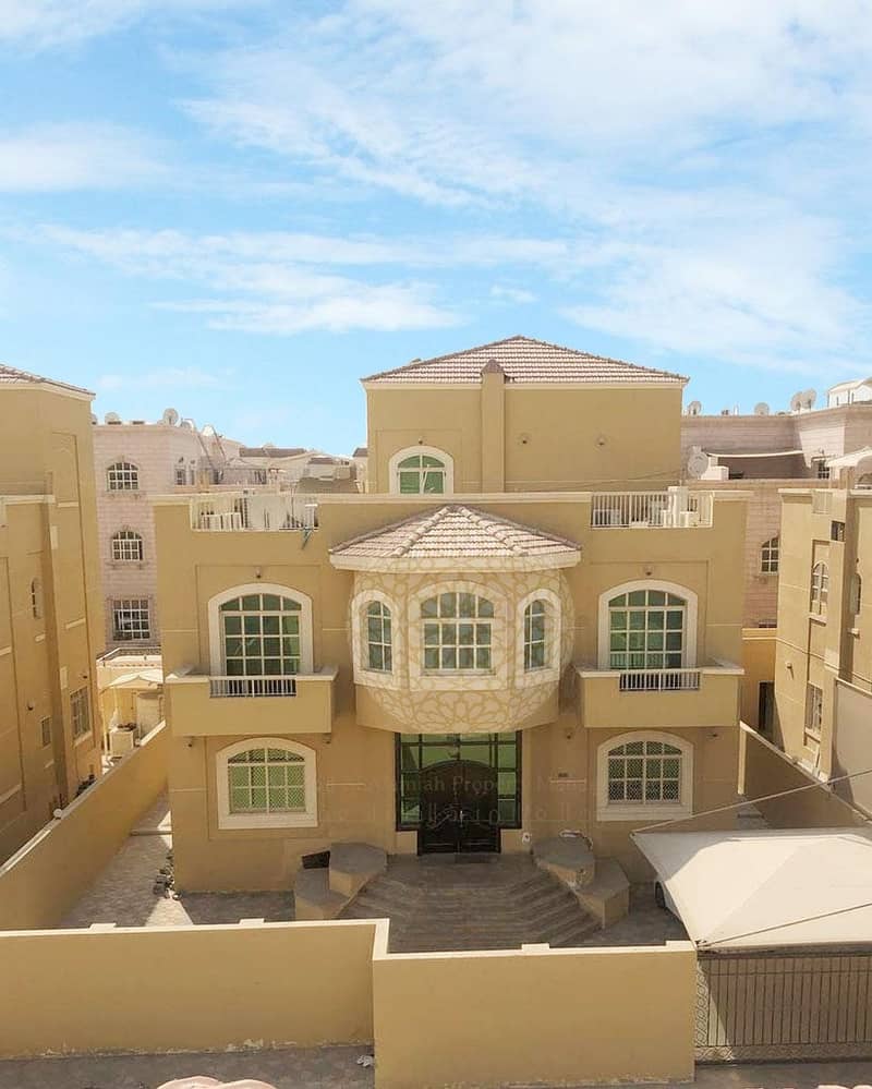 STRATEGIC  5 BEDROOM COMMERCIAL ACTIVITY  VILLA WITH DRIVER ROOM IN A MAIN HIGH WAY ROAD FOR RENT IN KHALIFA CITY A