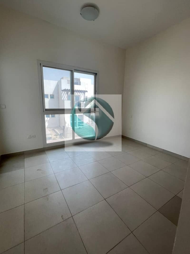 7 EXCELLENT LOCTION TOWN HOUSE IN AL QUOZ AL KHALIL HEIGHTS