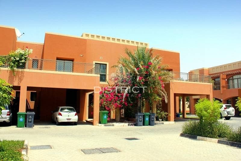 3 Payments - Top Quality 4BR Villa in Mabgrove Village