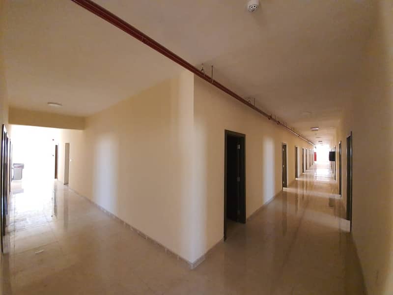 4 CORIDOOR