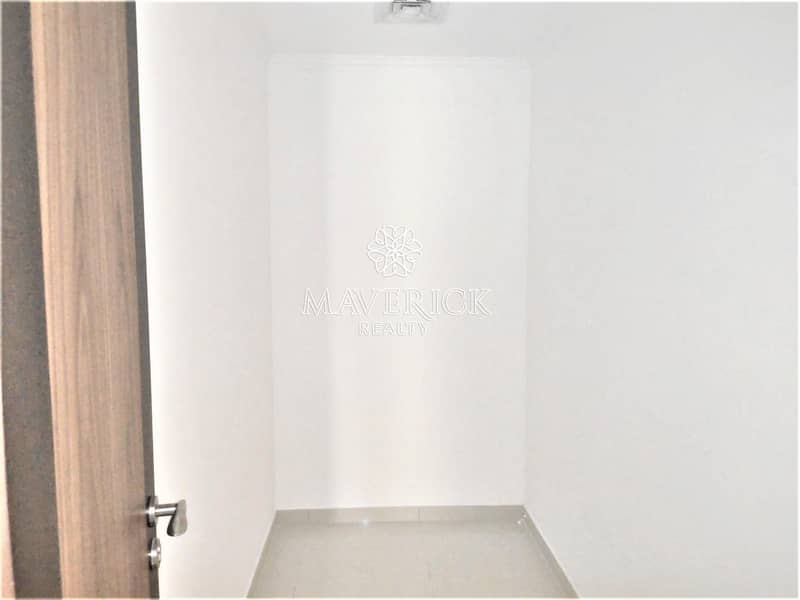 11 Sea View | New 2BHK | A/C+Parking Free | 6Chqs