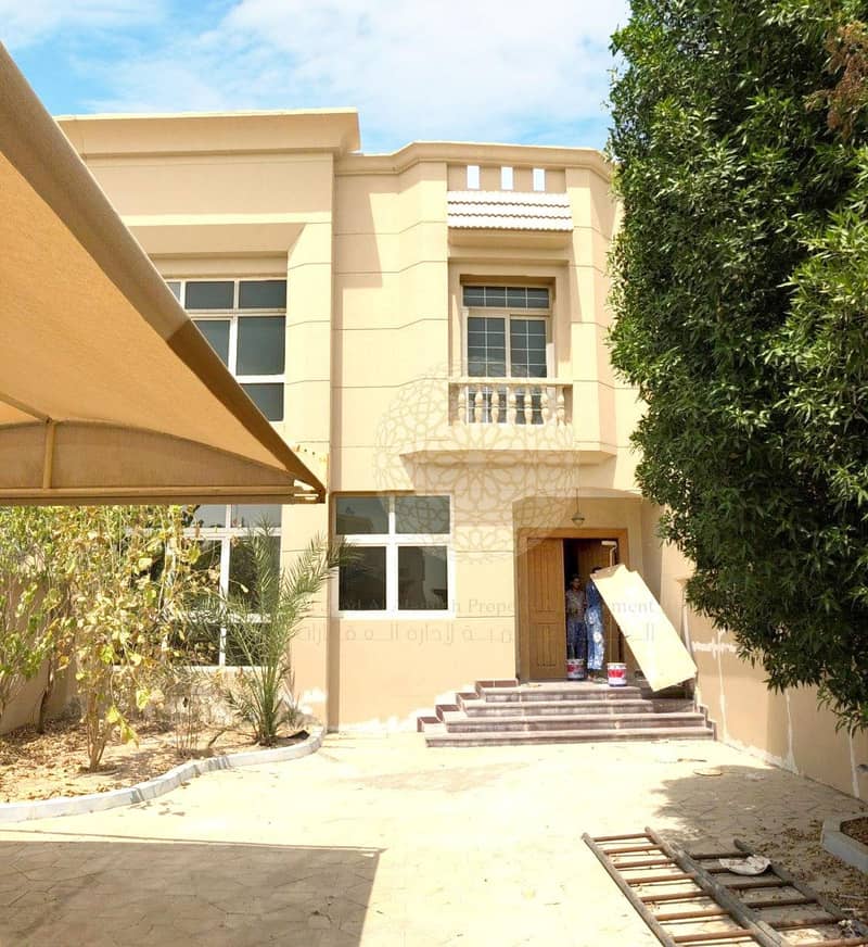 3 ATTRACTIVE 5 BEDROOM SEMI INDEPENDENT VILLA WITH BIG FRONT YARD AND DRIVER ROOM FOR RENT IN KHALIFA CITY A
