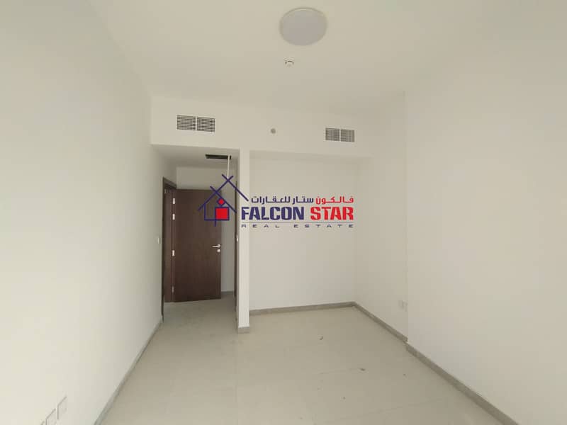 10 DISTRESS HOT DEAL | BRAND NEW 1 BED | HIGHER FLOOR | WITH TERRACE