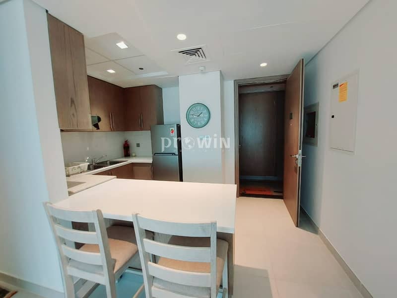 7 2+maids | Fully furnished | Open view | Big Balcony | Negotiable