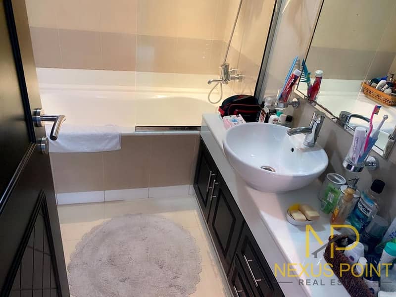 9 Amazing 1BR| Well Maintained| With Balcony