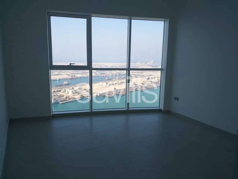 10 Spacious 2+M Bedroom With The Sea View in Corniche