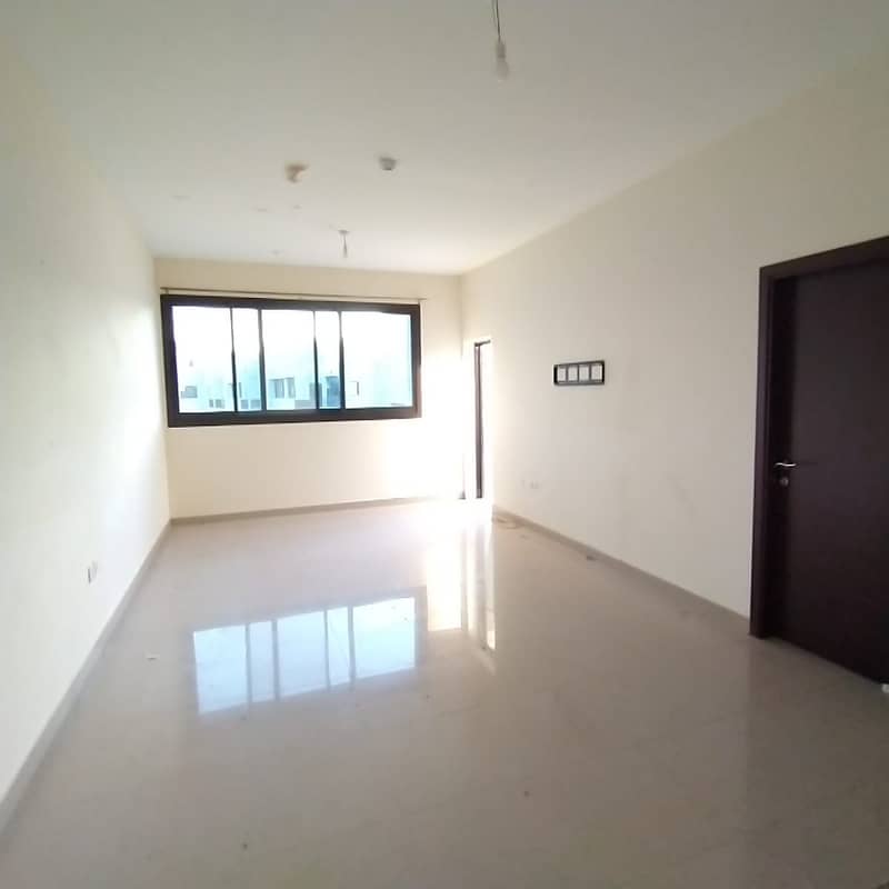 5 POOL VIEW  RENTED UNIT ON HIGH FLOOR  BEST ROI