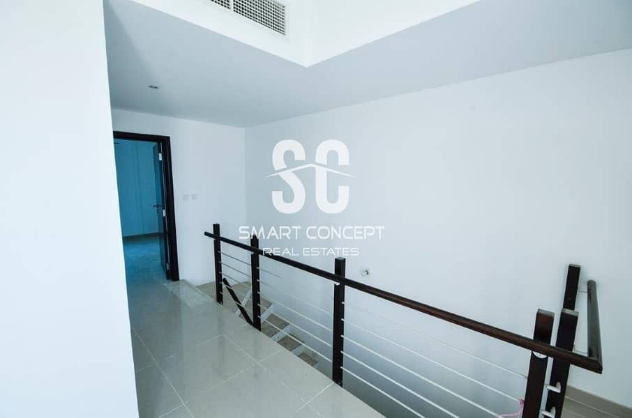 4 Huge Terrace | Prime Location | Vacant