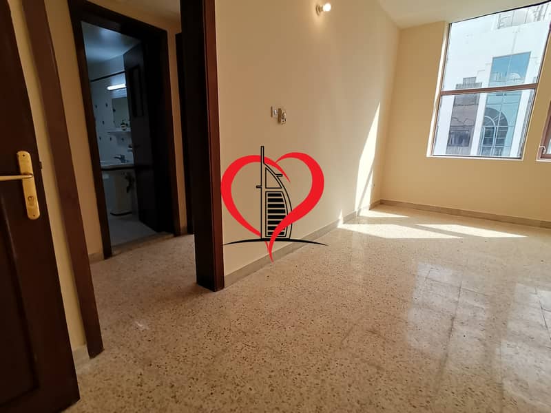 2 High Quality 1 Bedroom Hall Apartment