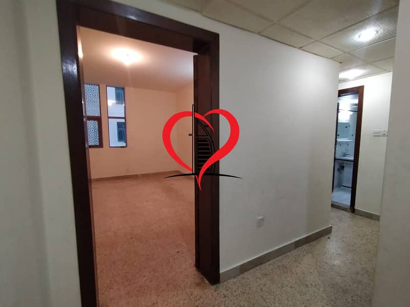 High Quality 1 Bedroom Hall Apartment