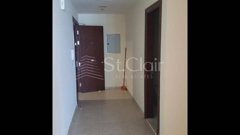 Spacious and clean 2 bedroom fro rent in elite residence