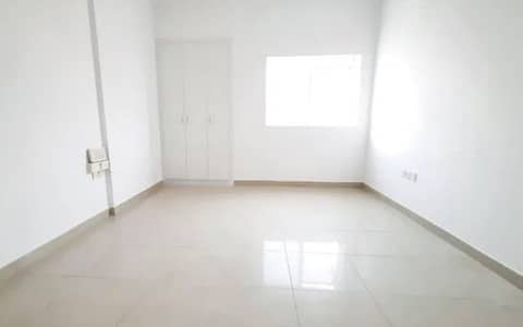 Stunning Studio/Flat American Style 4 Cheques Payment Family Building Central Ac Near Al Medina Shopping Centre