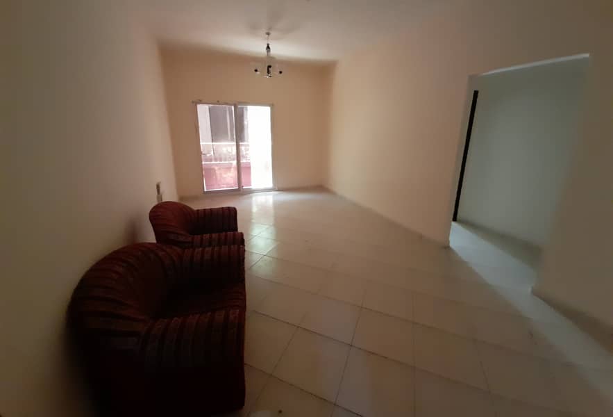 I have 1 bed room and hall with balcony only in 20000 AED area 850sqft in Muwaileh Sharjah