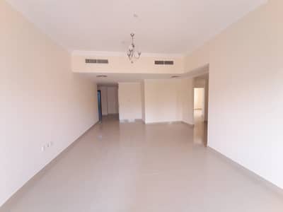 Spacious 3 bed room and hall in 50000 AED area 1800sqft in Muwaileh Sharjah call now