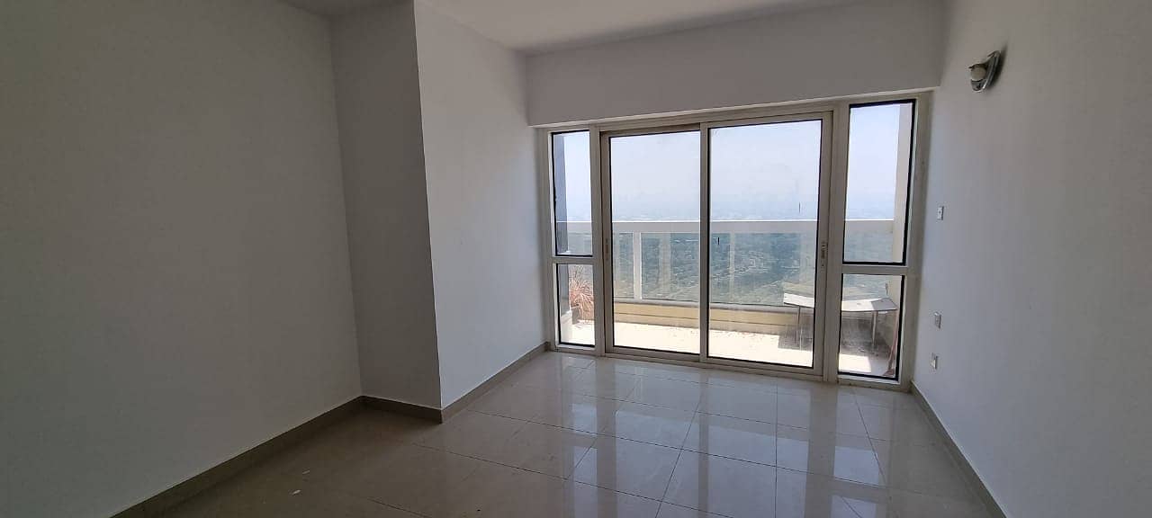 2 Vacant Higher Floor | Large 1 bed | Dubai Gate 1