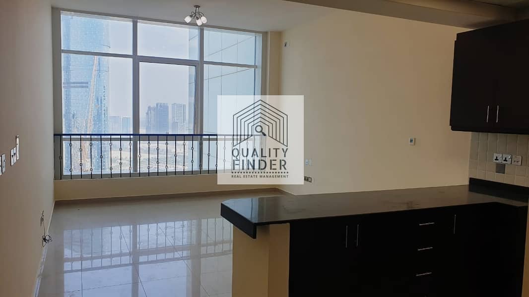 6 Hot Deal | Specious  Apt. | Vacant Now