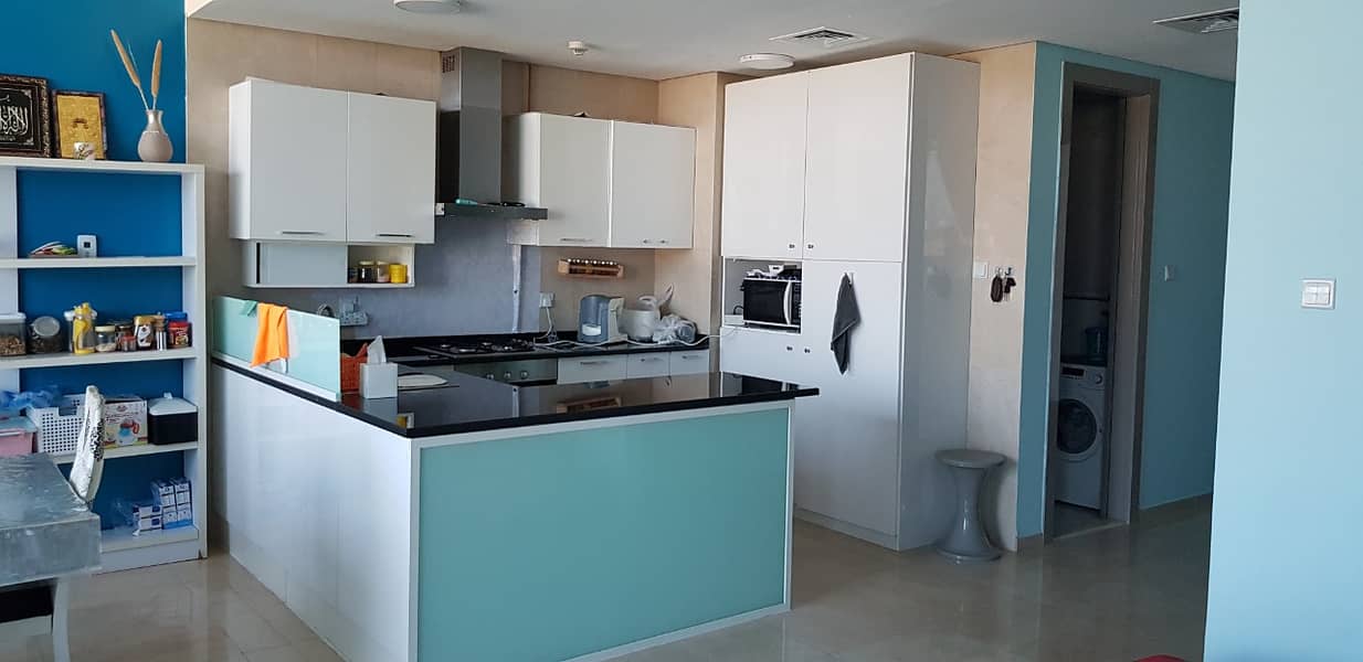 7 Upgraded 2 bed | Near to metro | 2 parkings